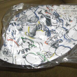 Zumba Fitness X Peanuts Snoopy reversible Bucket Hat